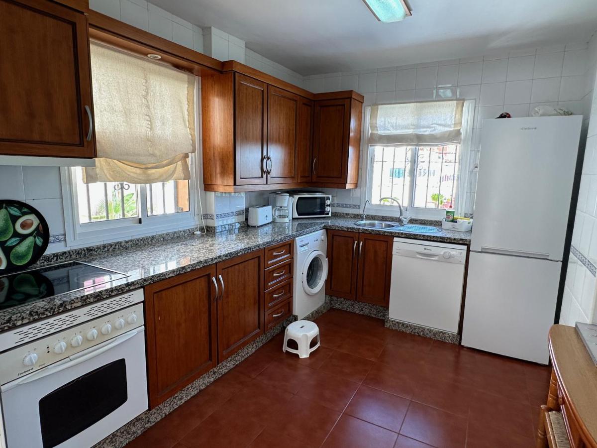 Spacious family villa Aljamar 8a Nerja Exterior foto
