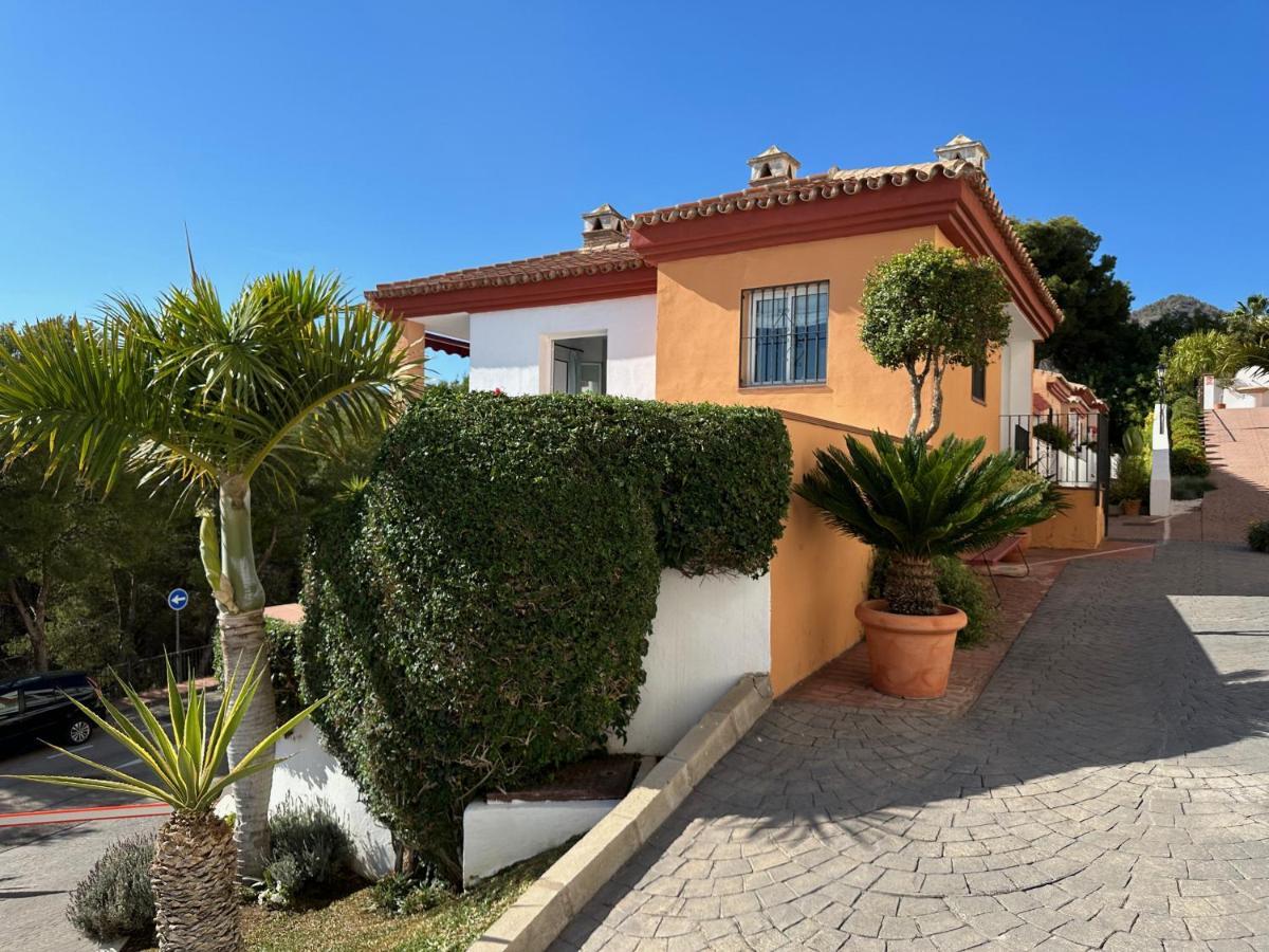 Spacious family villa Aljamar 8a Nerja Exterior foto