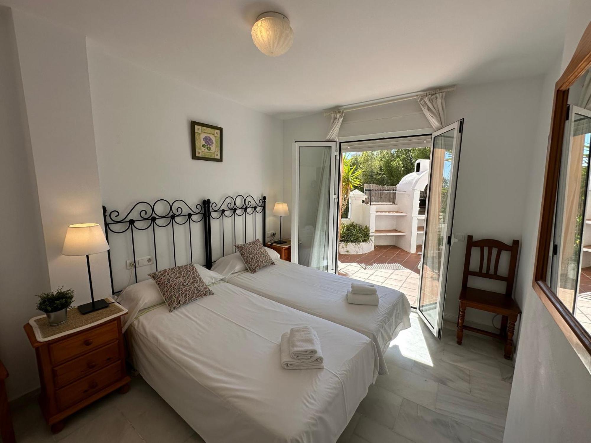 Spacious family villa Aljamar 8a Nerja Exterior foto