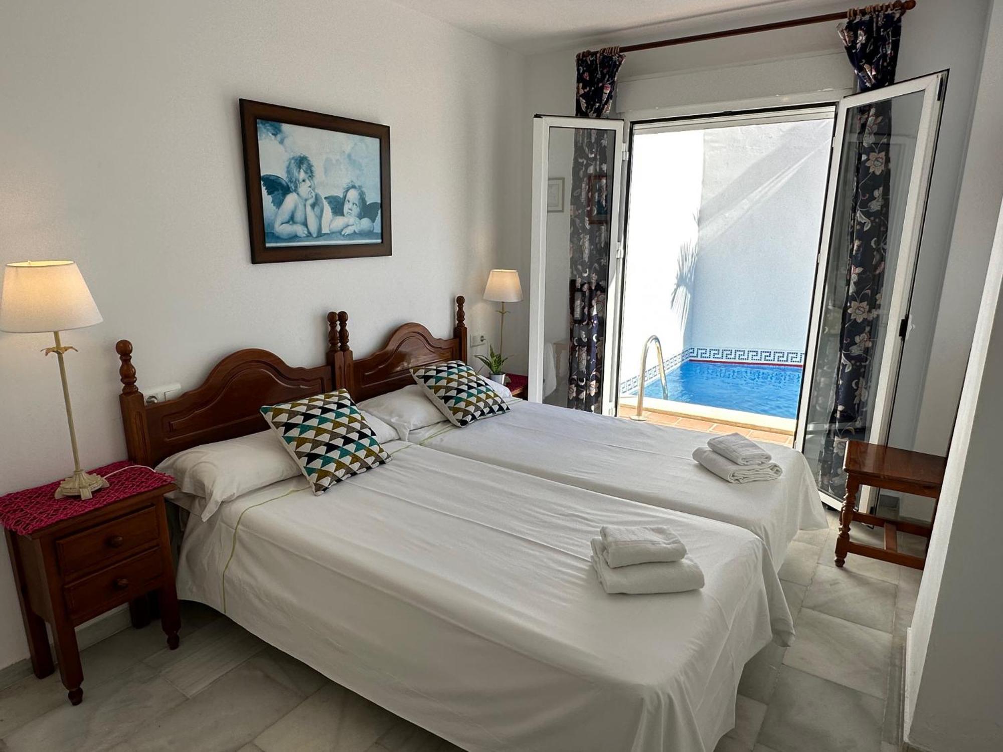 Spacious family villa Aljamar 8a Nerja Exterior foto