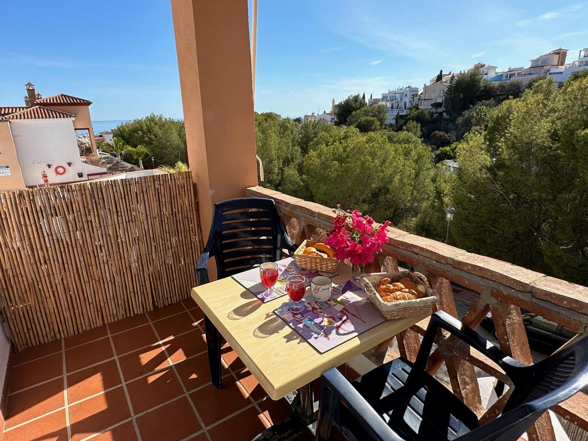 Spacious family villa Aljamar 8a Nerja Exterior foto